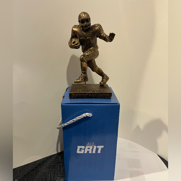 Barry Sanders Replica Statue NFL Football SGA 1-7-24 Detroit Lions - Picture 5 of 15